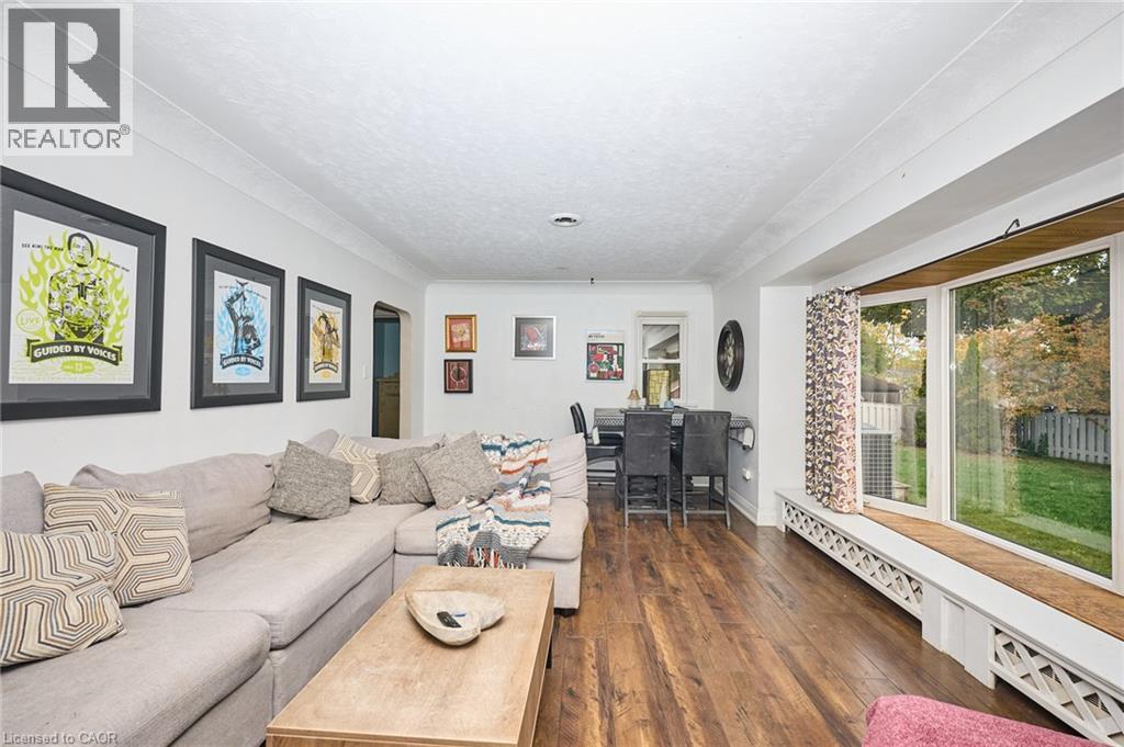 












123 FAIRVIEW Avenue W

,
Dunnville,




Ontario
N1A1M2

