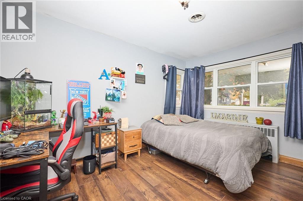 












123 FAIRVIEW Avenue W

,
Dunnville,




Ontario
N1A1M2

