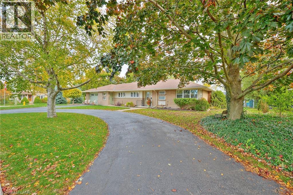 












123 FAIRVIEW Avenue W

,
Dunnville,




Ontario
N1A1M2

