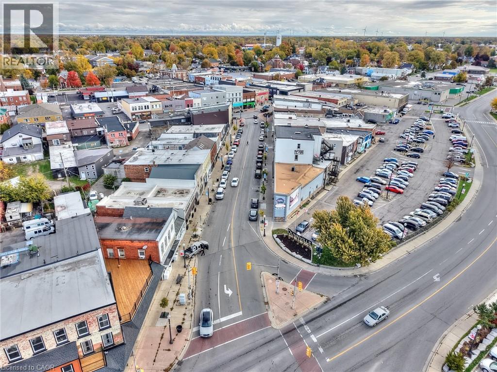 












123 FAIRVIEW Avenue W

,
Dunnville,




Ontario
N1A1M2

