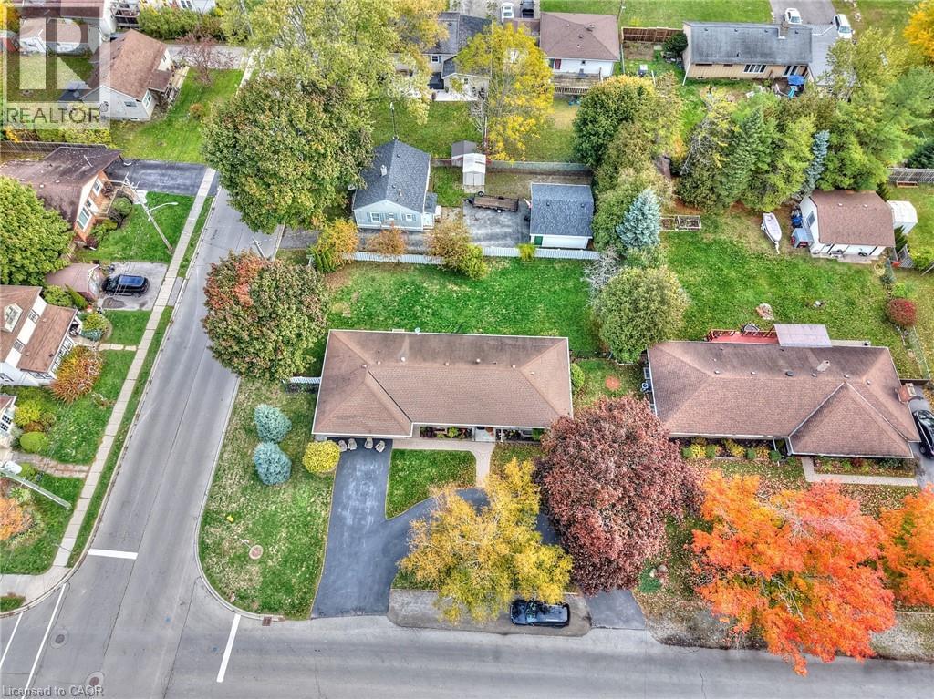 












123 FAIRVIEW Avenue W

,
Dunnville,




Ontario
N1A1M2

