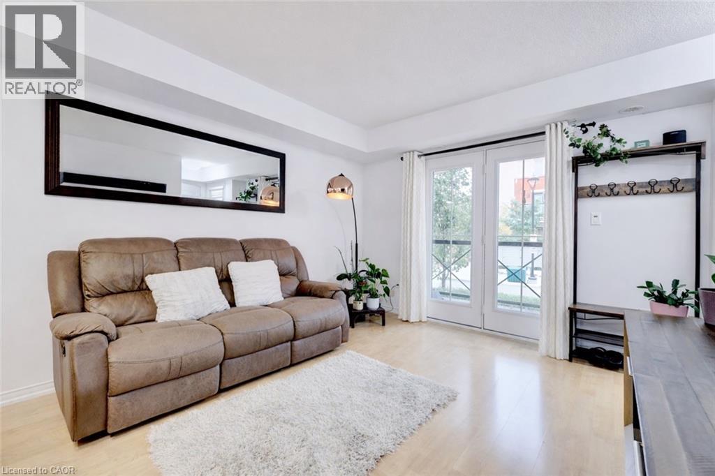 












2504 POST Road Unit# 19

,
Oakville,




Ontario
L6H0K1

