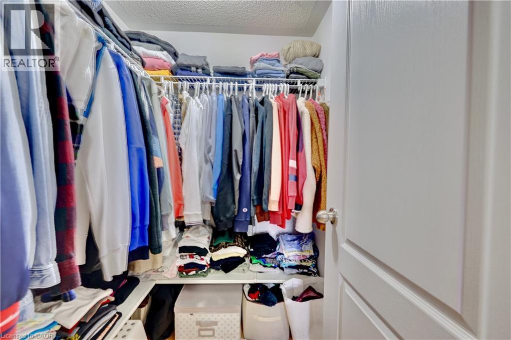 












2504 POST Road Unit# 19

,
Oakville,




Ontario
L6H0K1

