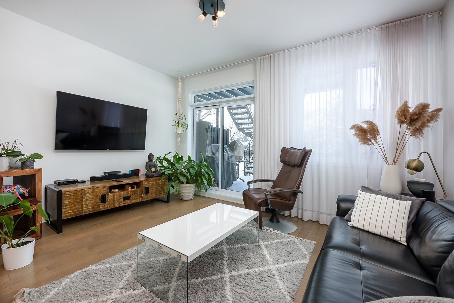 









5591


Rue Beaubien E.

,
Montréal (Rosemont/La Petite-Patrie),




QC
H1T1X3

