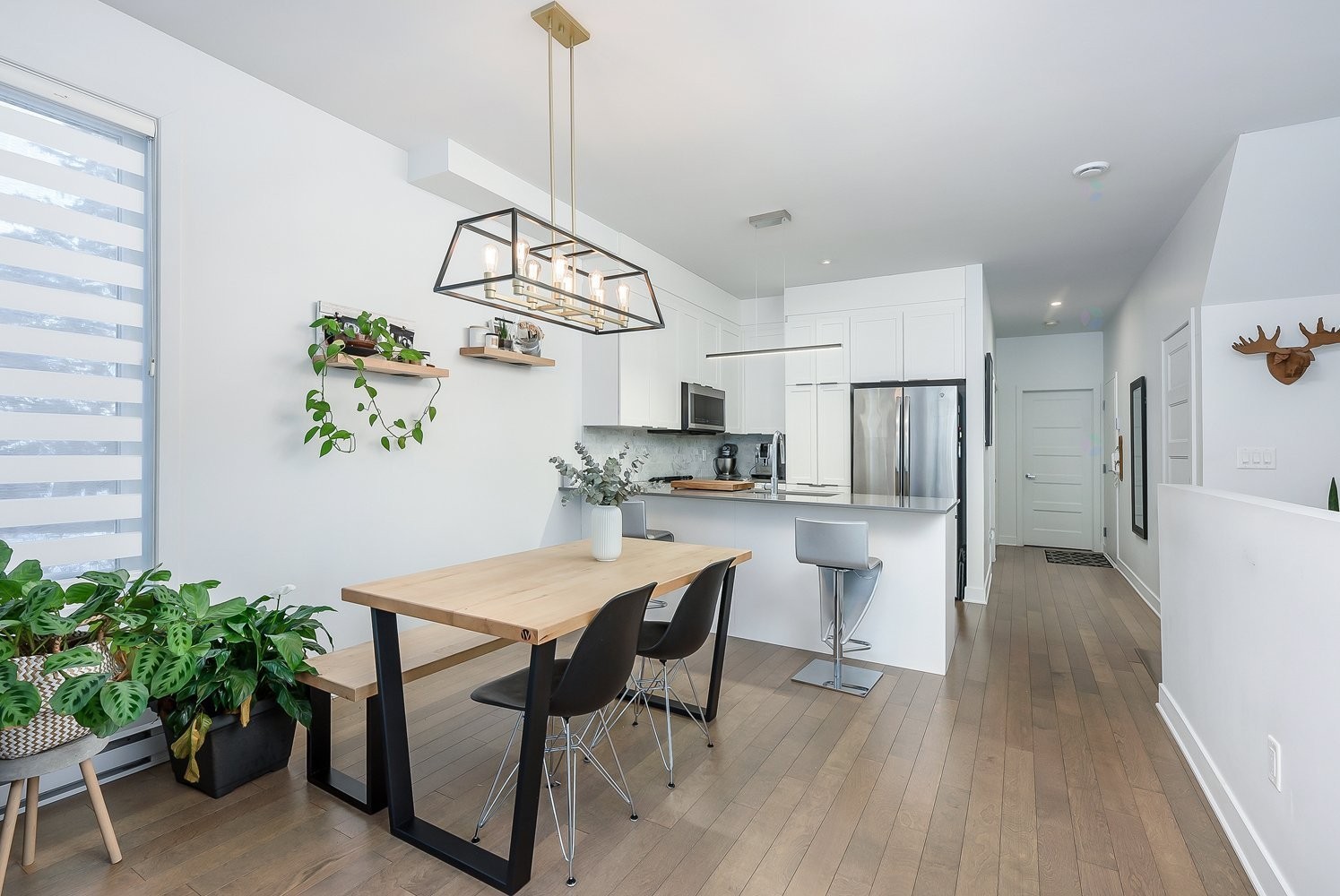 









5591


Rue Beaubien E.

,
Montréal (Rosemont/La Petite-Patrie),




QC
H1T1X3

