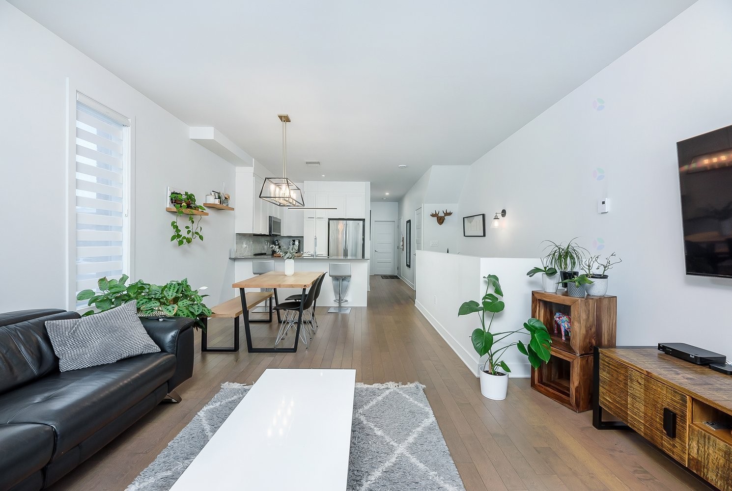 









5591


Rue Beaubien E.

,
Montréal (Rosemont/La Petite-Patrie),




QC
H1T1X3

