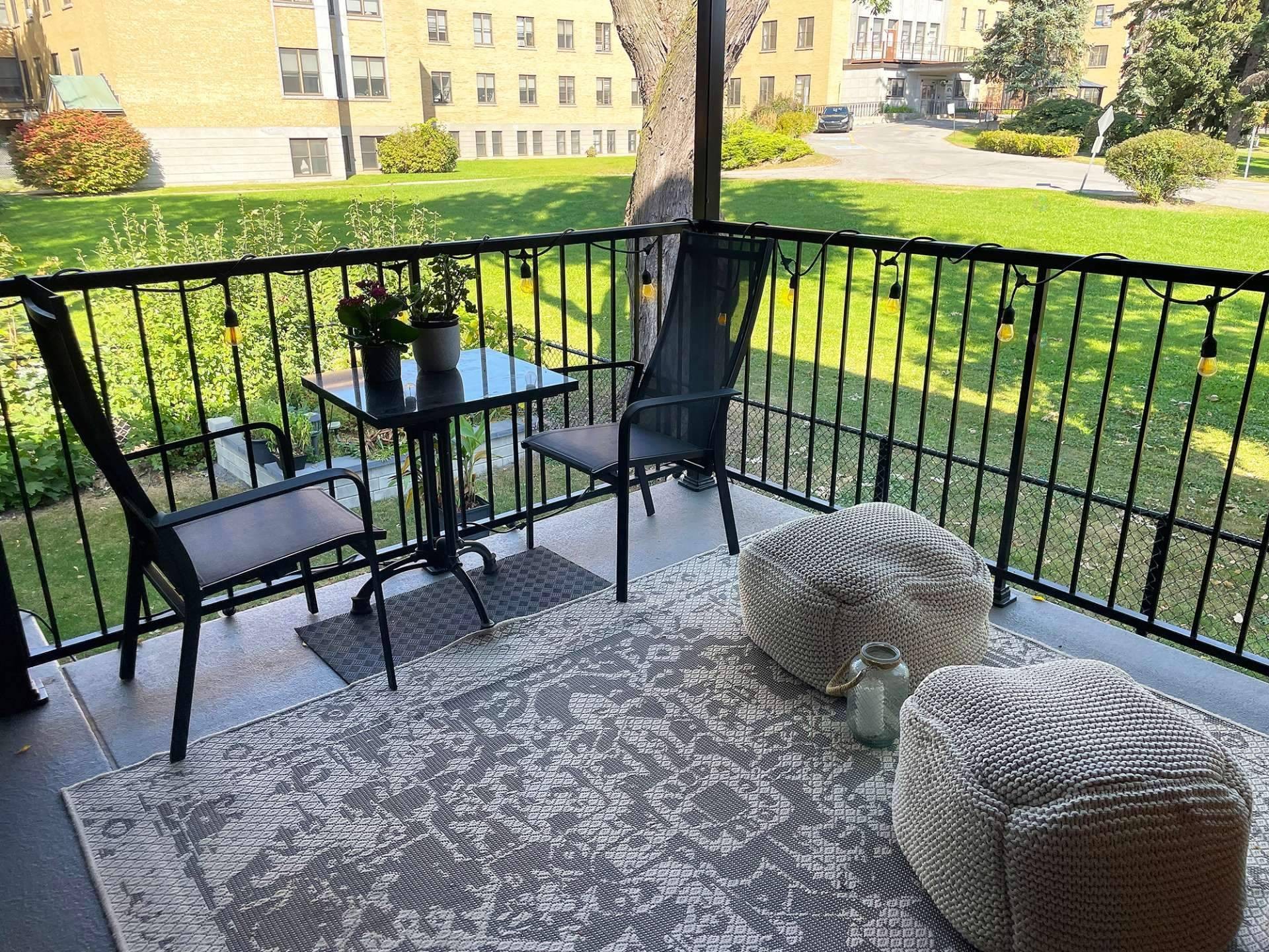 









5591


Rue Beaubien E.

,
Montréal (Rosemont/La Petite-Patrie),




QC
H1T1X3

