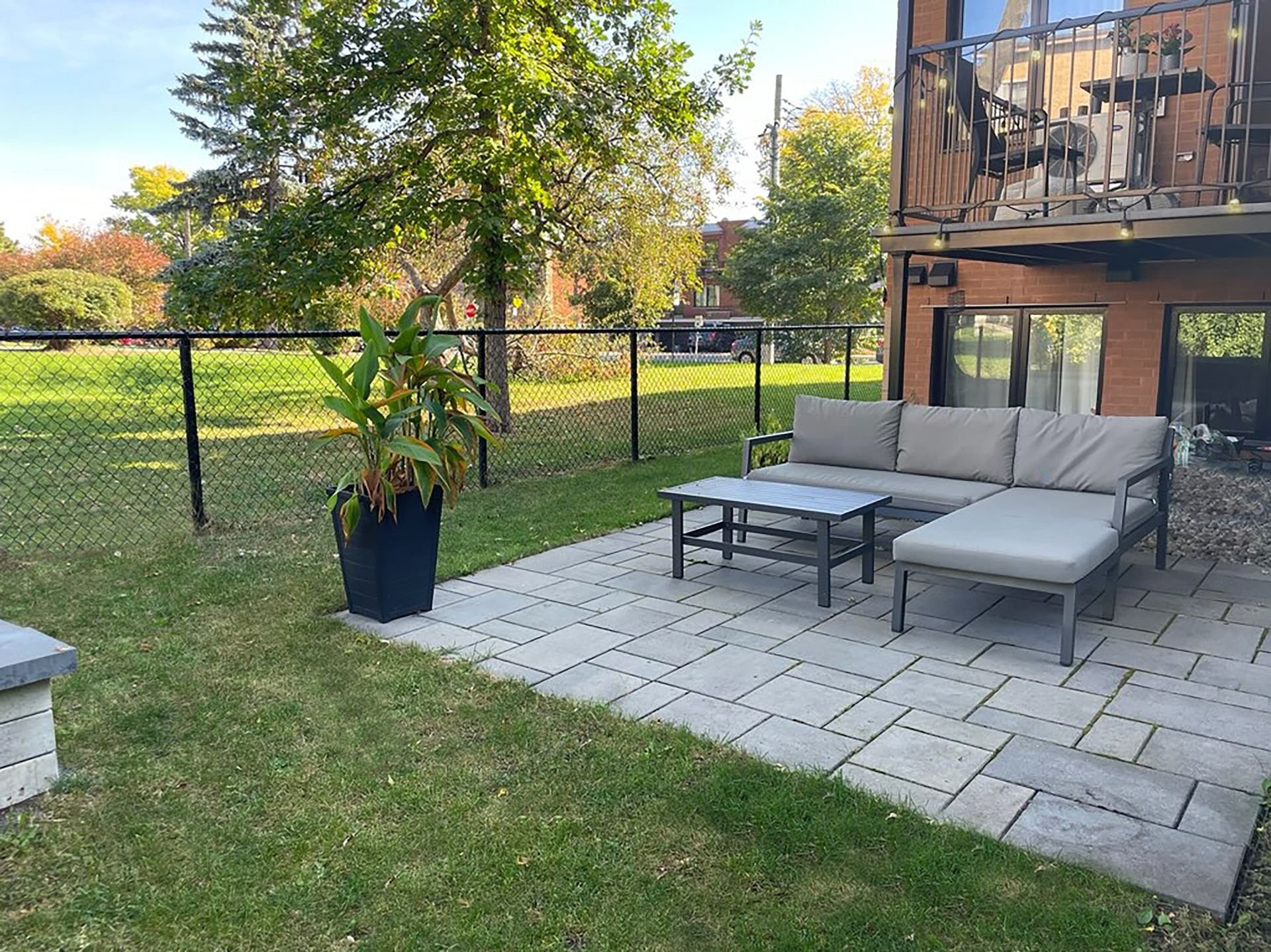 









5591


Rue Beaubien E.

,
Montréal (Rosemont/La Petite-Patrie),




QC
H1T1X3


