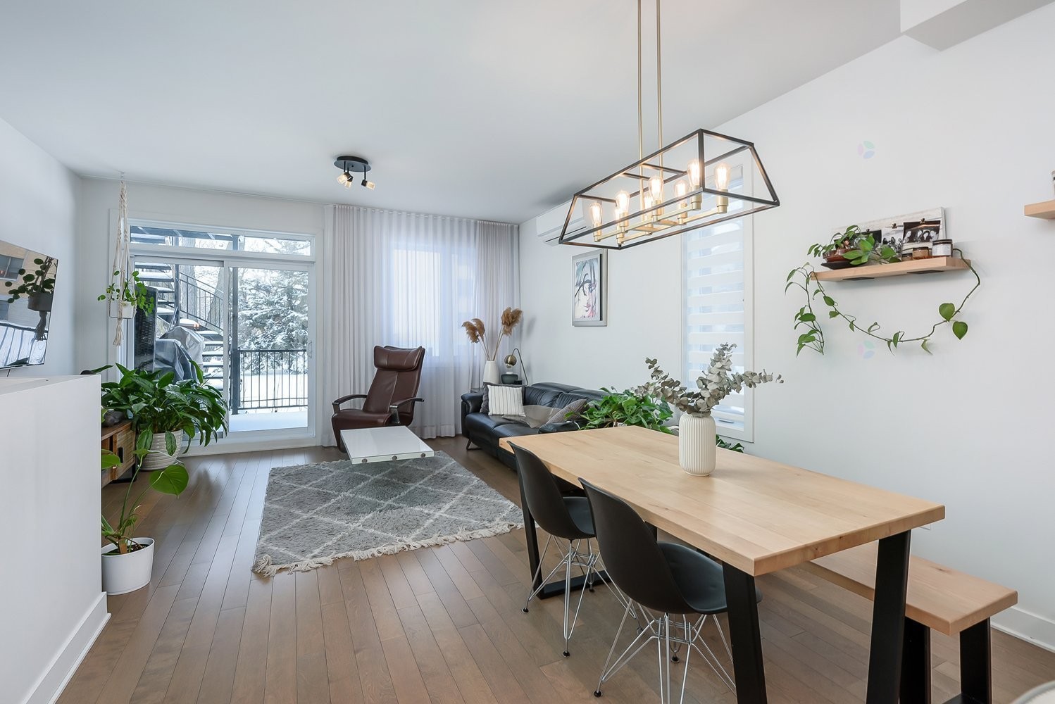 









5591


Rue Beaubien E.

,
Montréal (Rosemont/La Petite-Patrie),




QC
H1T1X3

