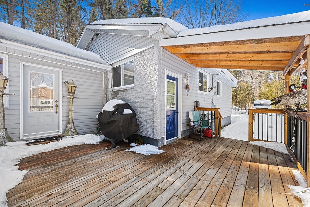 









4


Av. Edgewood

,
Bristol,




QC
J0X1G0

