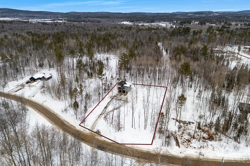 









94


Av. Paradise

,
Mansfield-et-Pontefract,




QC
J0X1R0

