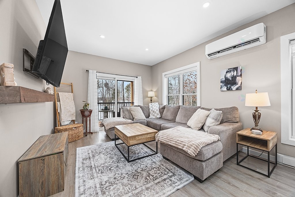 









94


Av. Paradise

,
Mansfield-et-Pontefract,




QC
J0X1R0

