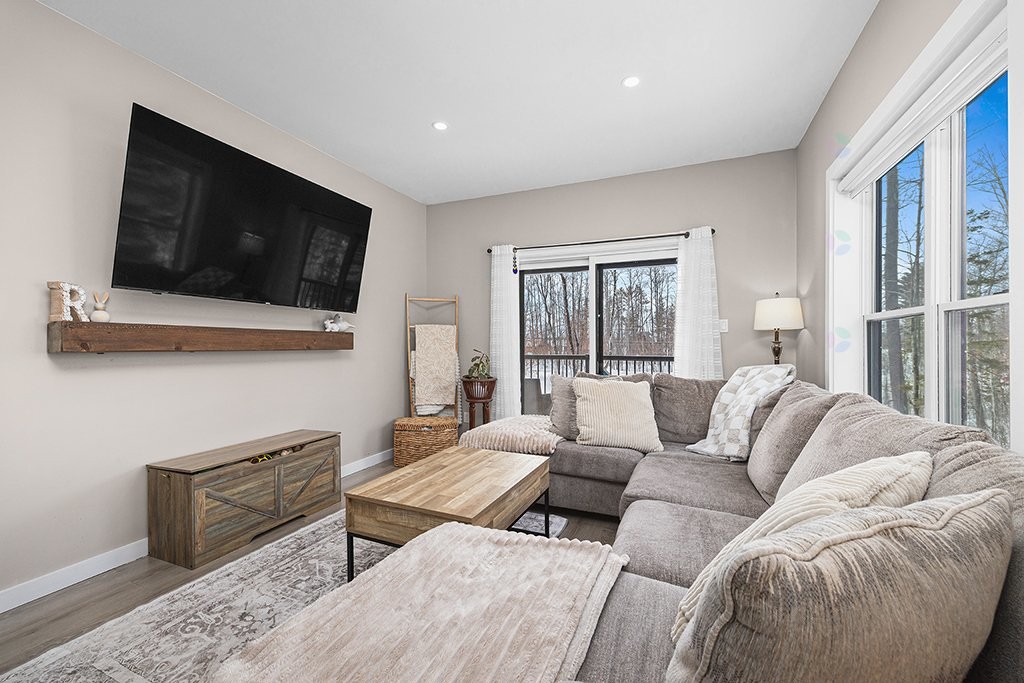 









94


Av. Paradise

,
Mansfield-et-Pontefract,




QC
J0X1R0

