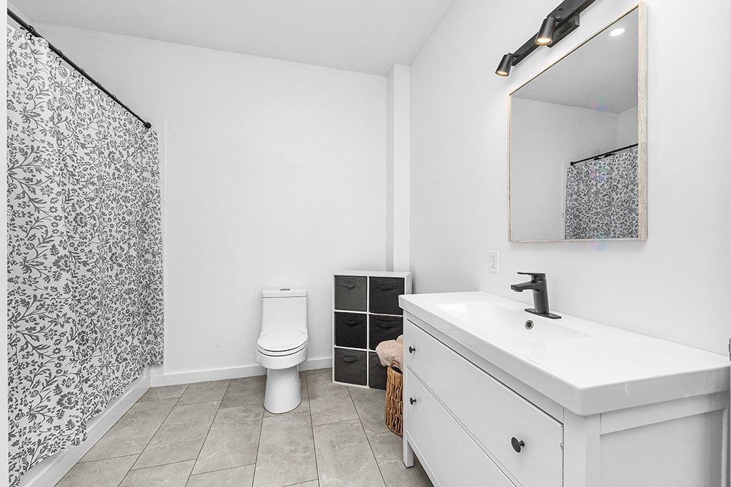 









94


Av. Paradise

,
Mansfield-et-Pontefract,




QC
J0X1R0

