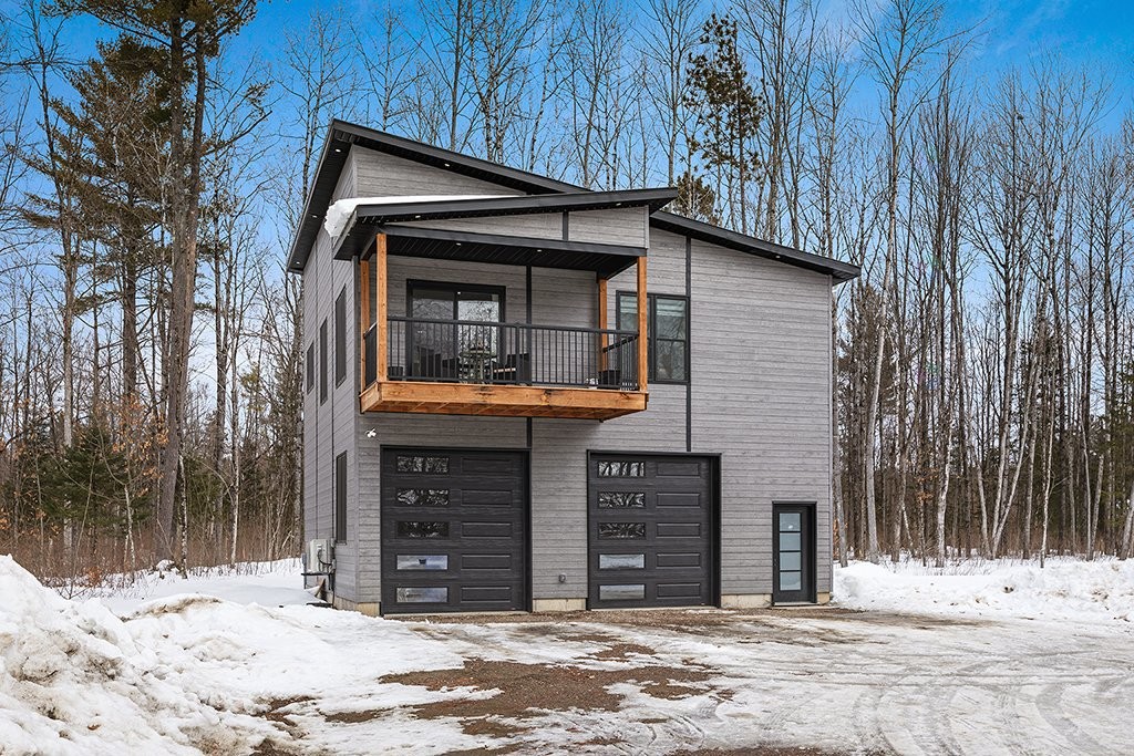 









94


Av. Paradise

,
Mansfield-et-Pontefract,




QC
J0X1R0

