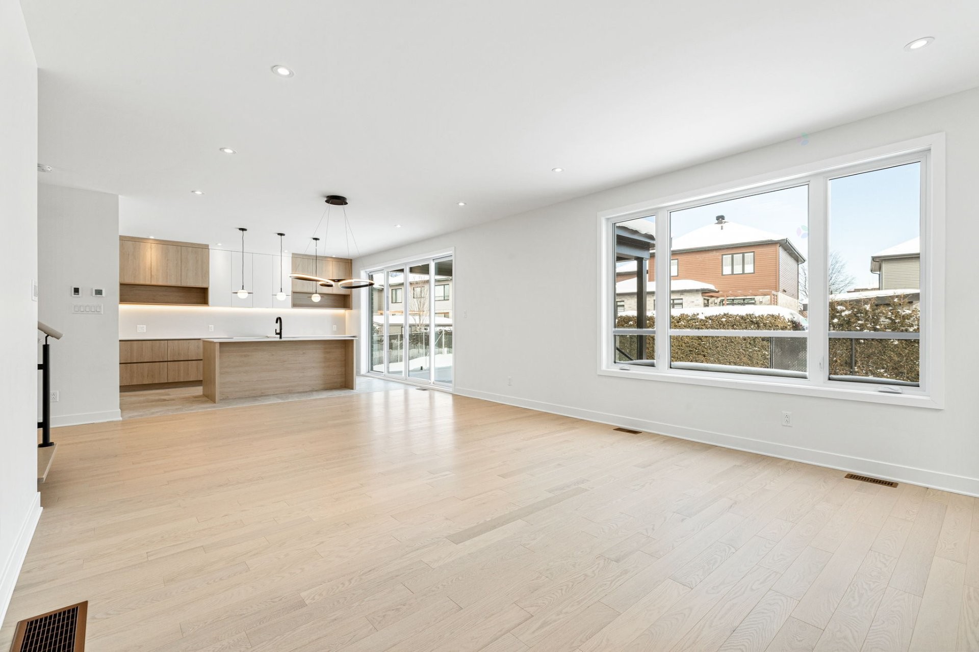 









755


Rue Louis-Quilico

,
Boucherville,




QC
J4B0H5

