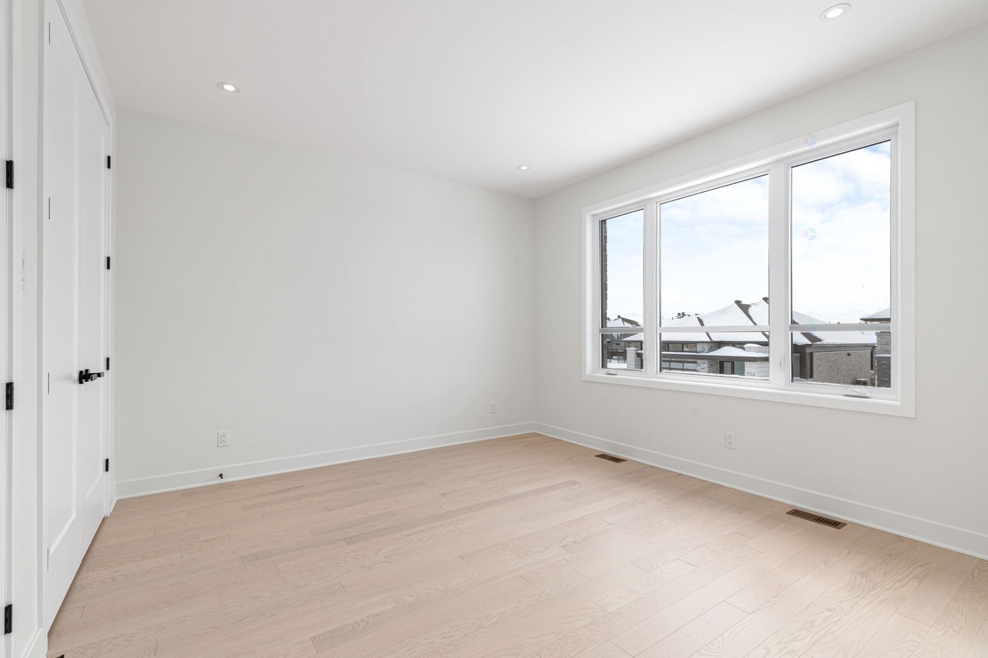 









755


Rue Louis-Quilico

,
Boucherville,




QC
J4B0H5

