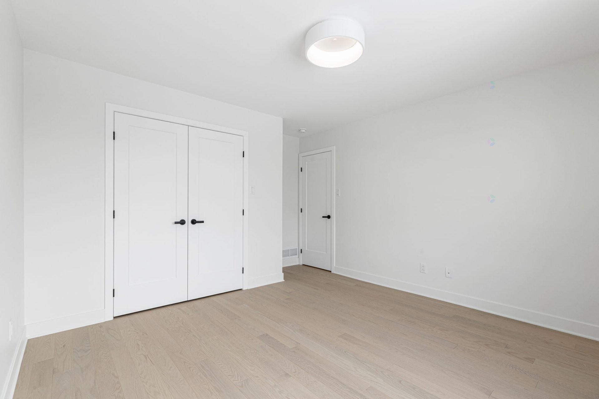 









755


Rue Louis-Quilico

,
Boucherville,




QC
J4B0H5

