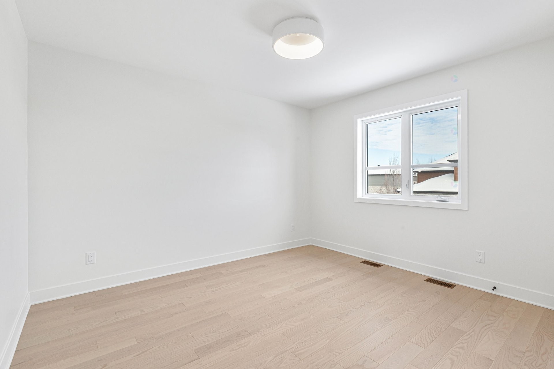 









755


Rue Louis-Quilico

,
Boucherville,




QC
J4B0H5

