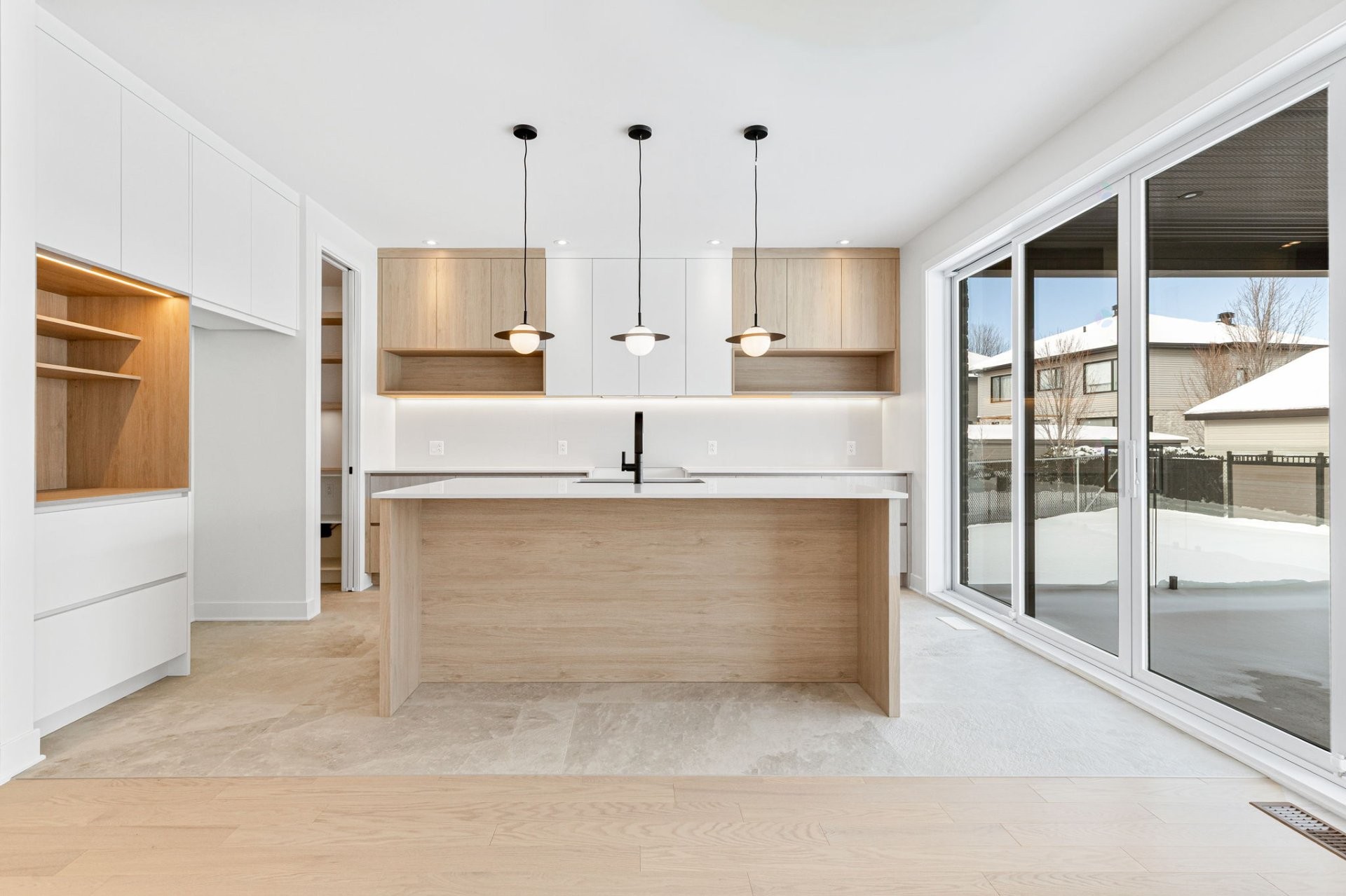 









755


Rue Louis-Quilico

,
Boucherville,




QC
J4B0H5

