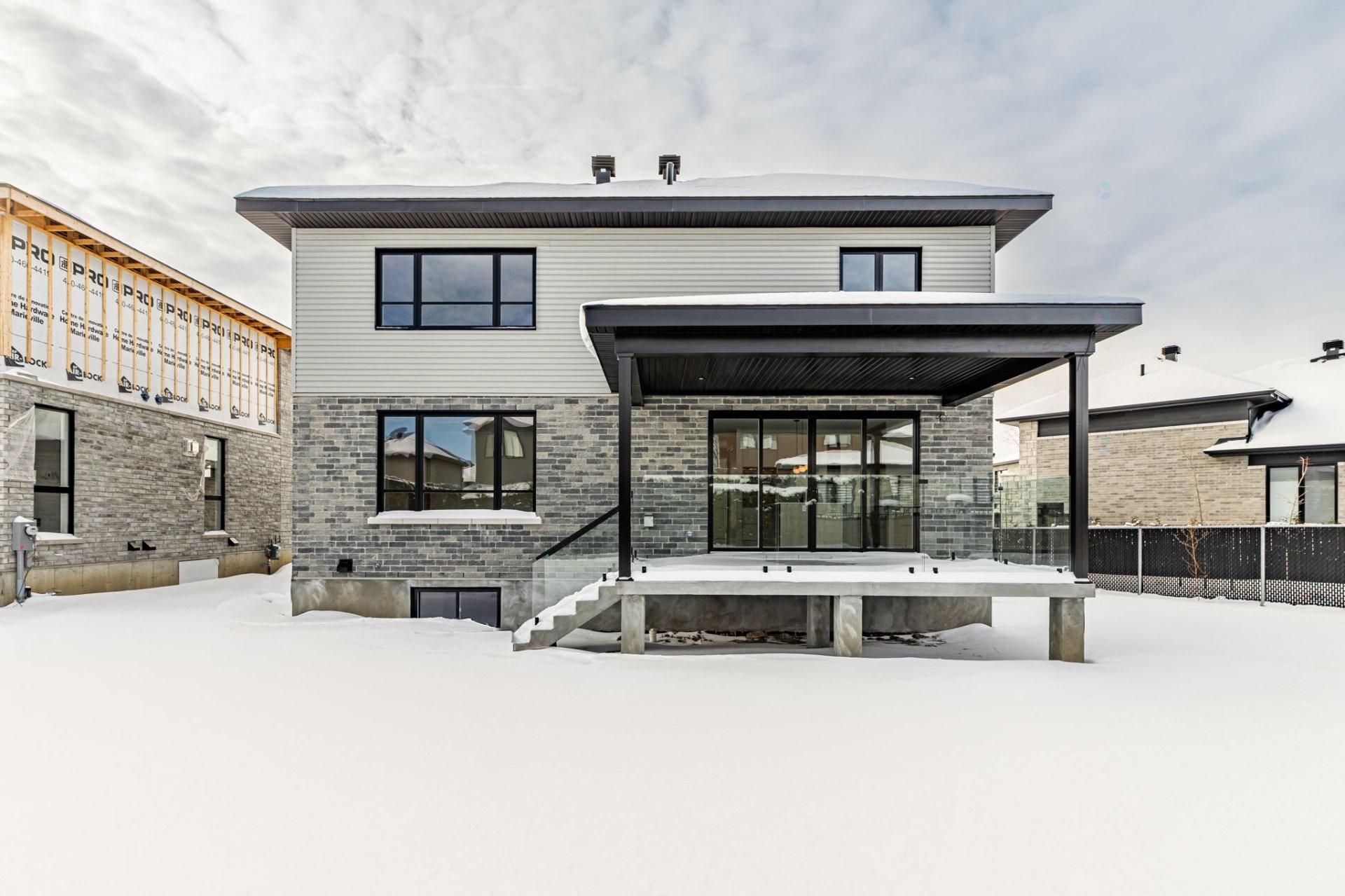 









755


Rue Louis-Quilico

,
Boucherville,




QC
J4B0H5

