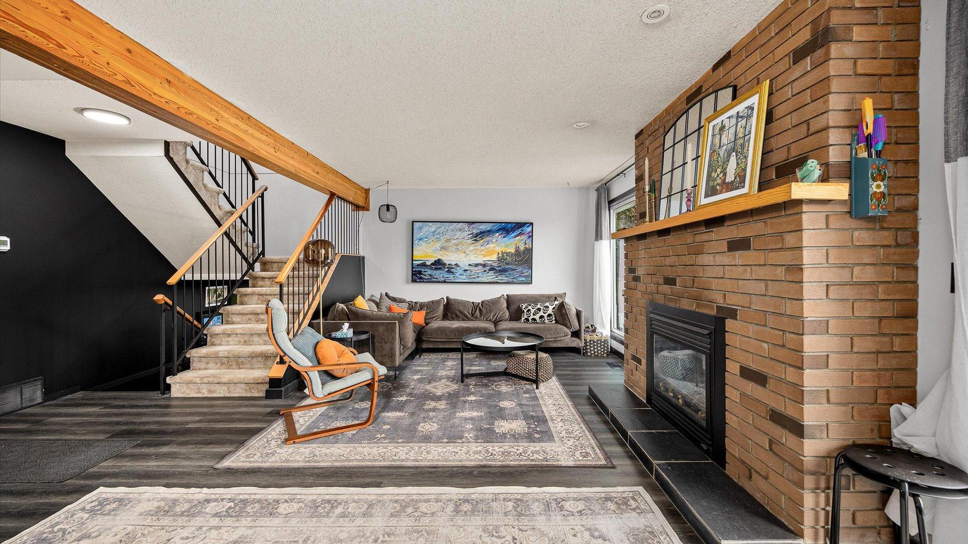 









2055


Ethel

Street, 15,
Kelowna,




BC
V1Y 2Z6

