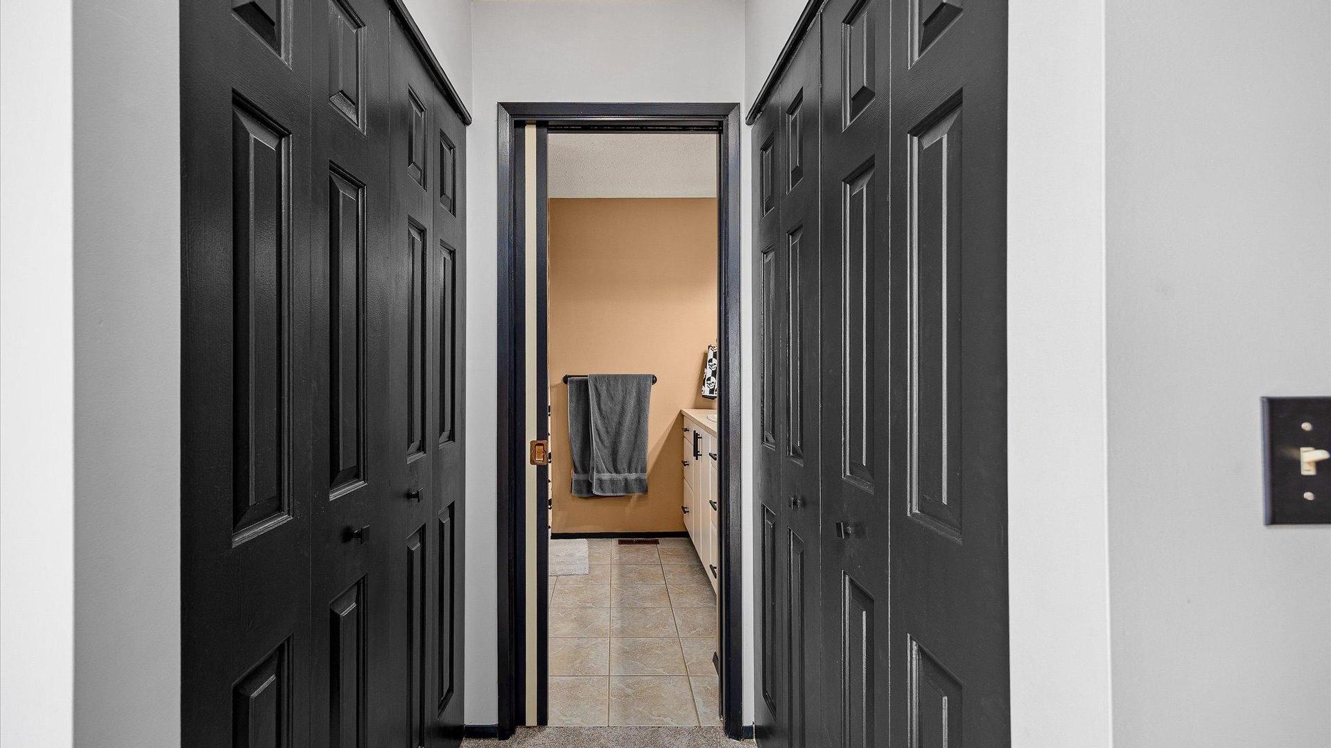 









2055


Ethel

Street, 15,
Kelowna,




BC
V1Y 2Z6

