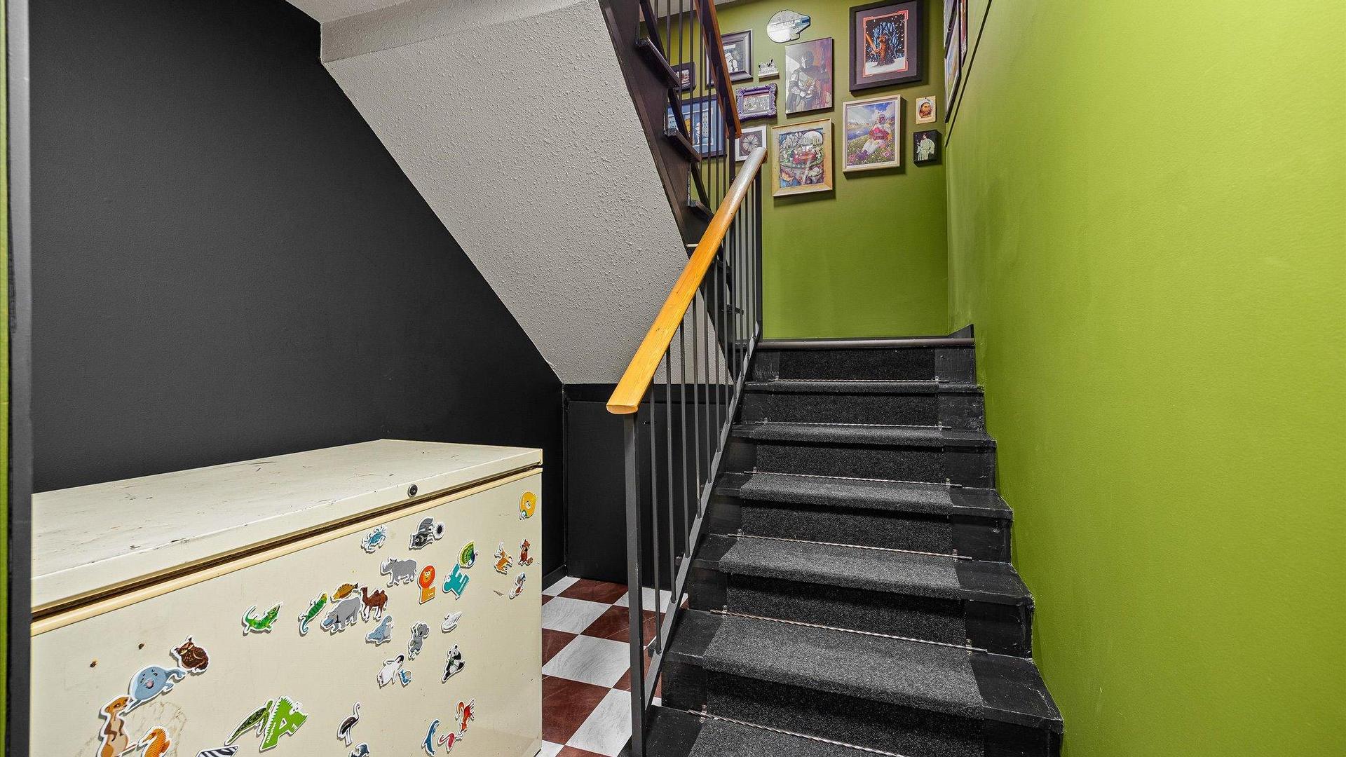 









2055


Ethel

Street, 15,
Kelowna,




BC
V1Y 2Z6

