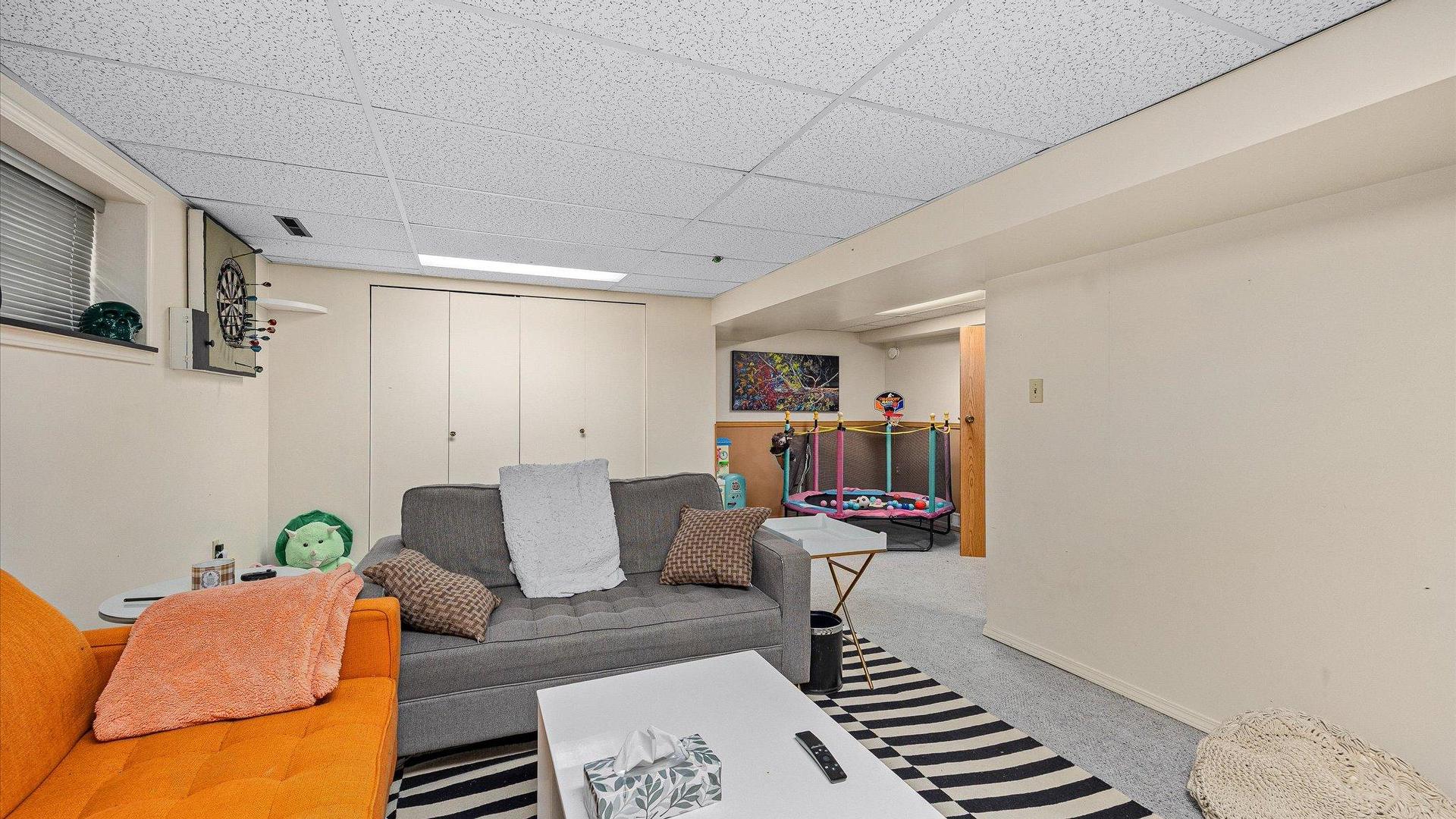 









2055


Ethel

Street, 15,
Kelowna,




BC
V1Y 2Z6

