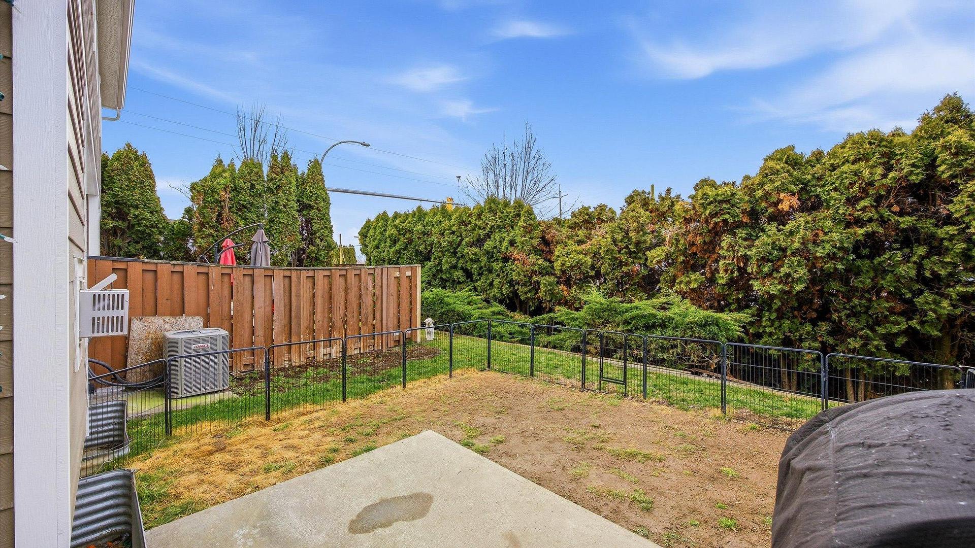 









2055


Ethel

Street, 15,
Kelowna,




BC
V1Y 2Z6

