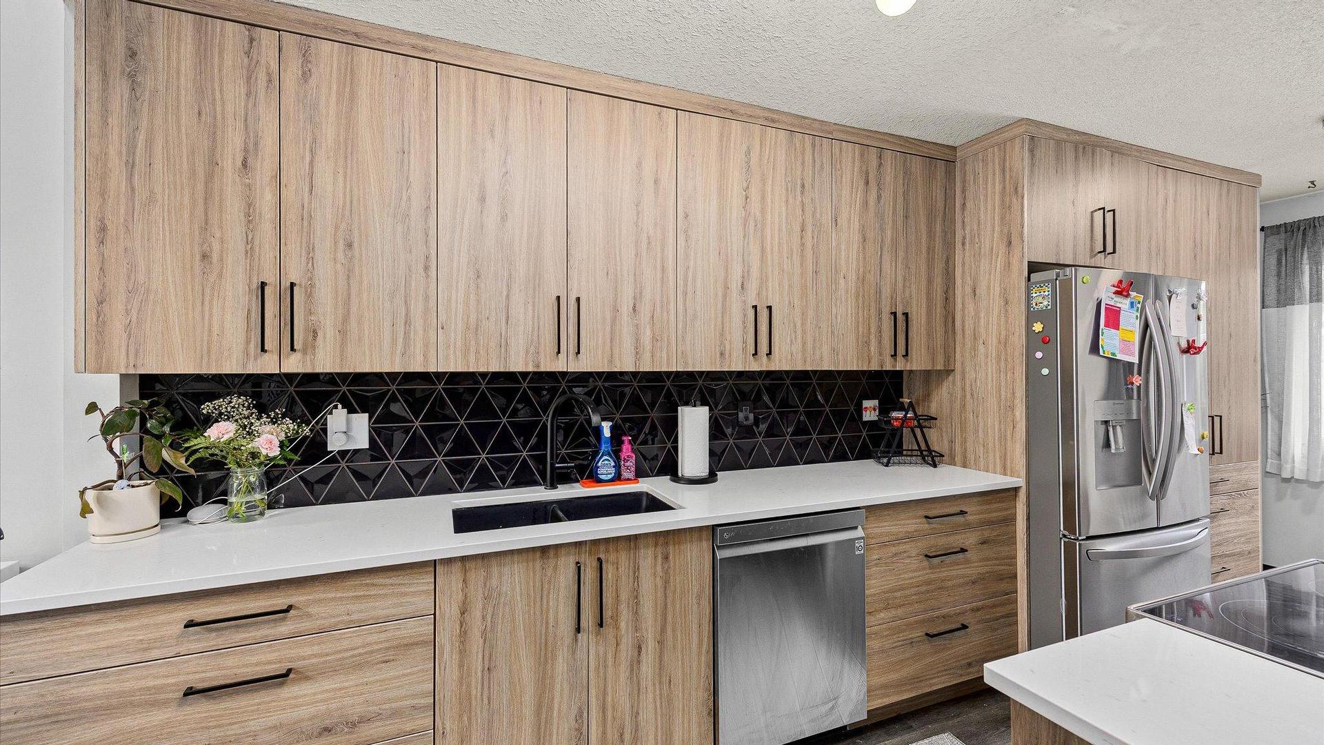 









2055


Ethel

Street, 15,
Kelowna,




BC
V1Y 2Z6

