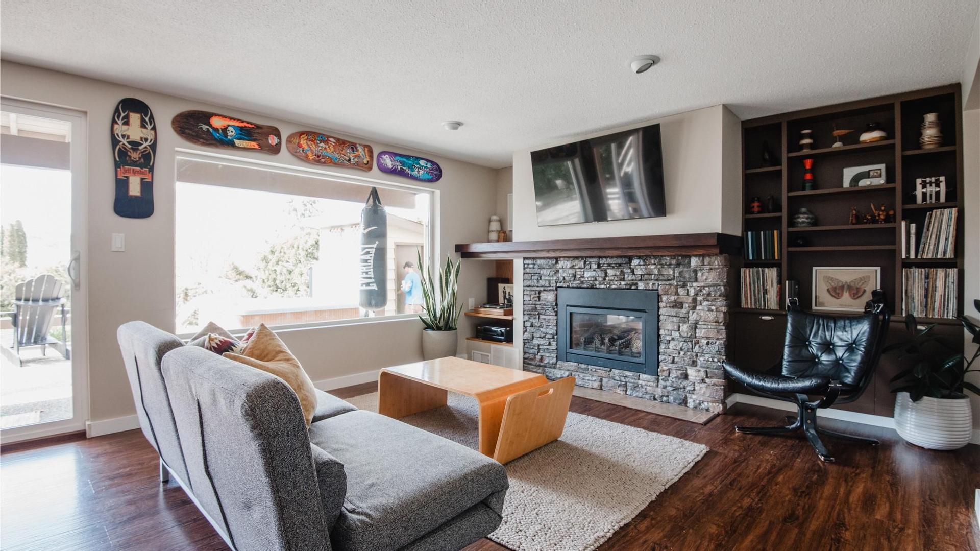 









7200


Wyatt

Way,
Vernon,




BC
V1B 1R3

