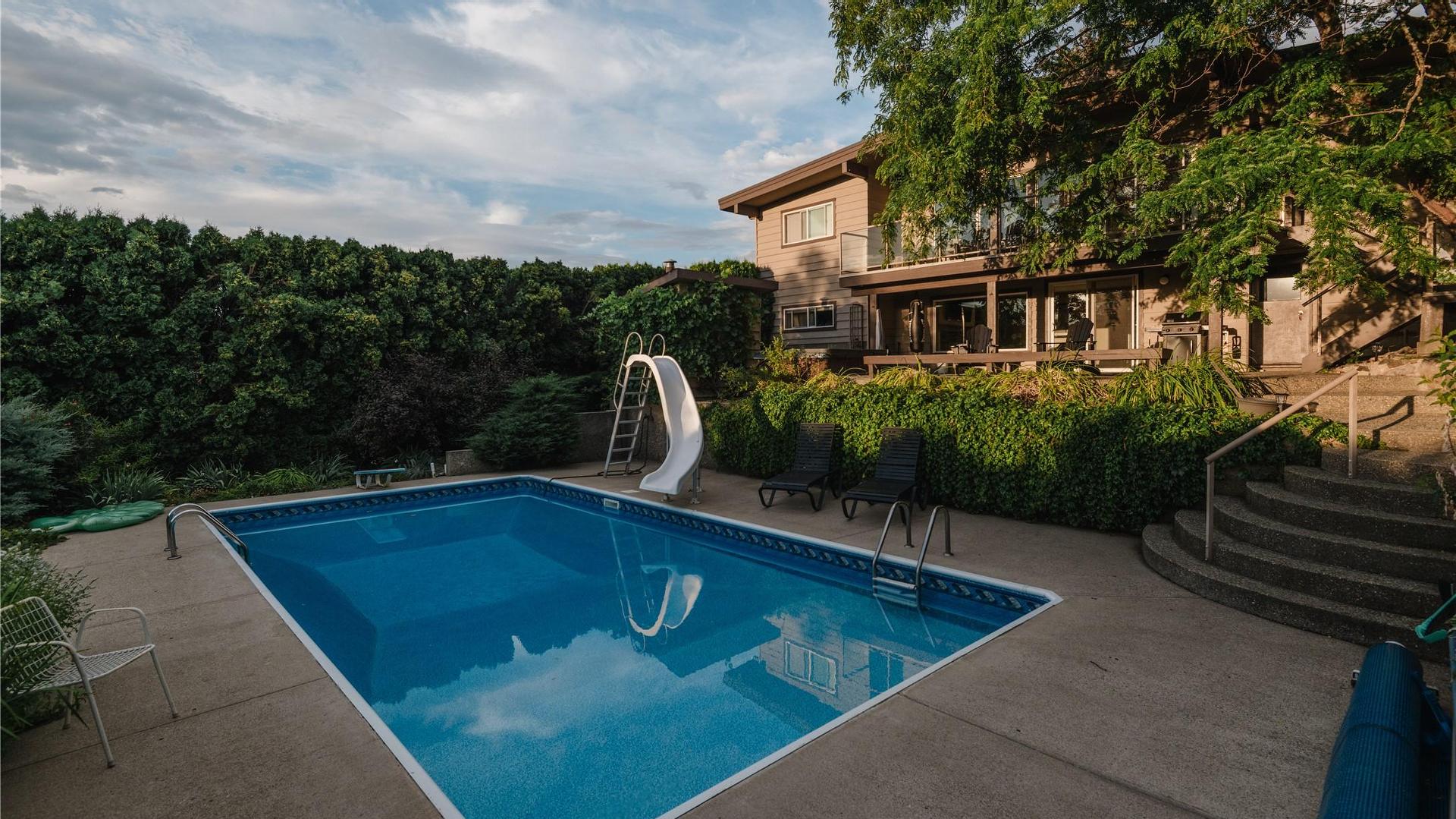 









7200


Wyatt

Way,
Vernon,




BC
V1B 1R3

