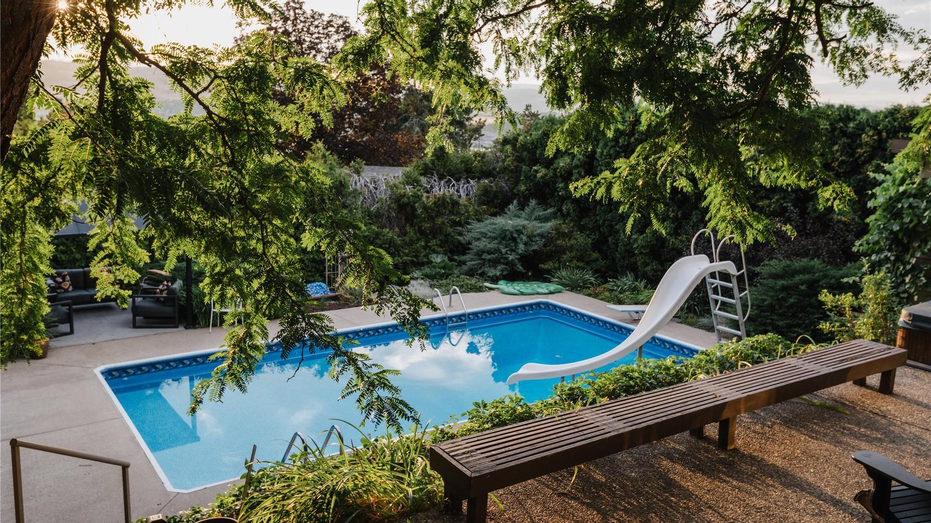 









7200


Wyatt

Way,
Vernon,




BC
V1B 1R3

