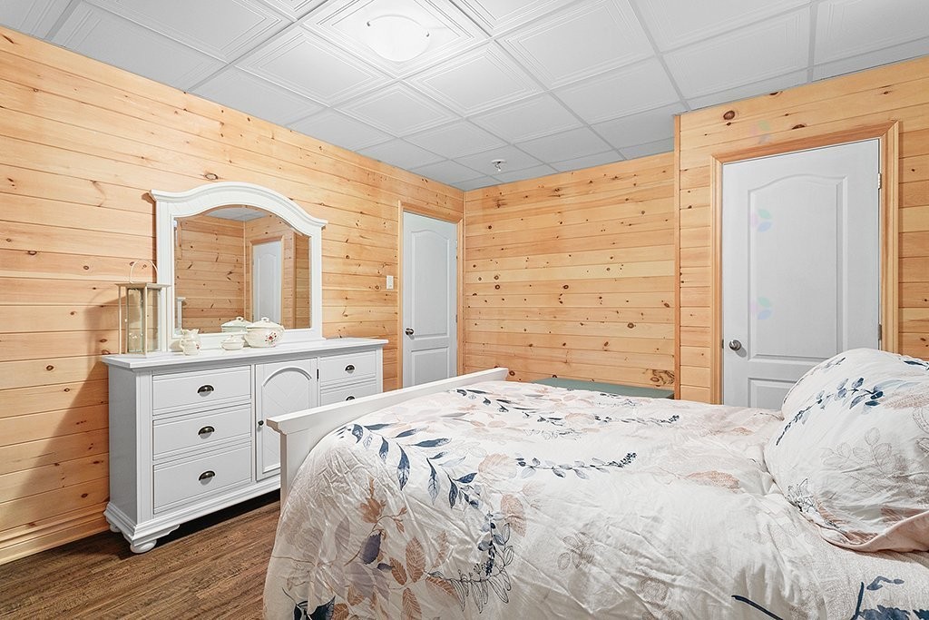 









184


Ch. Flood

,
Litchfield,




QC
J0X1K0

