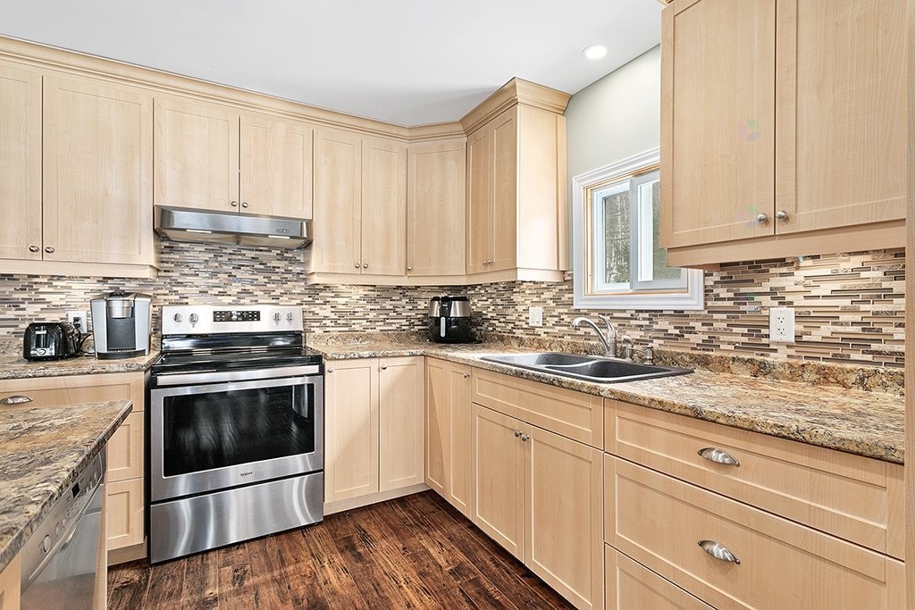 









184


Ch. Flood

,
Litchfield,




QC
J0X1K0

