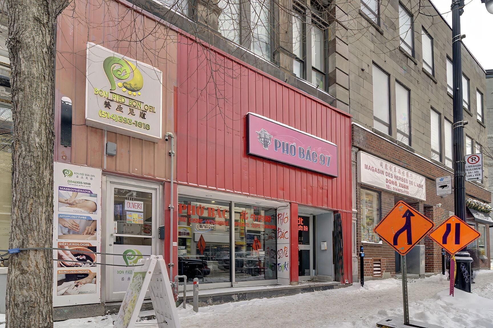 









1016


Boul. St-Laurent

,
Montréal (Ville-Marie),




QC
H2Z1J3

