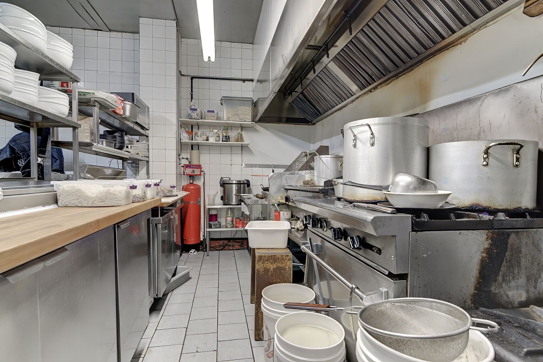 









1016


Boul. St-Laurent

,
Montréal (Ville-Marie),




QC
H2Z1J3

