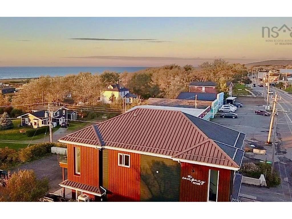 












15751 Central Avenue

,
Inverness,




NS
B0E 1N0

