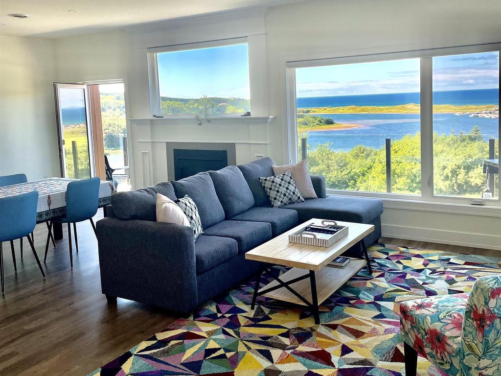 












15751 Central Avenue

,
Inverness,




NS
B0E 1N0

