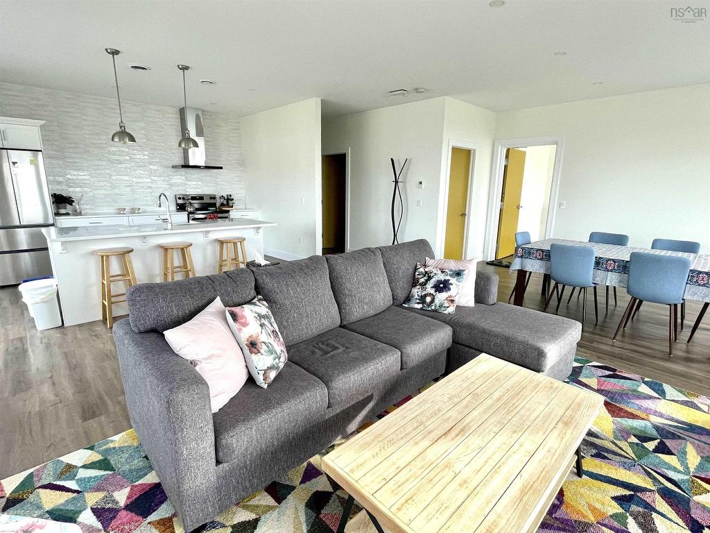 












15751 Central Avenue

,
Inverness,




NS
B0E 1N0

