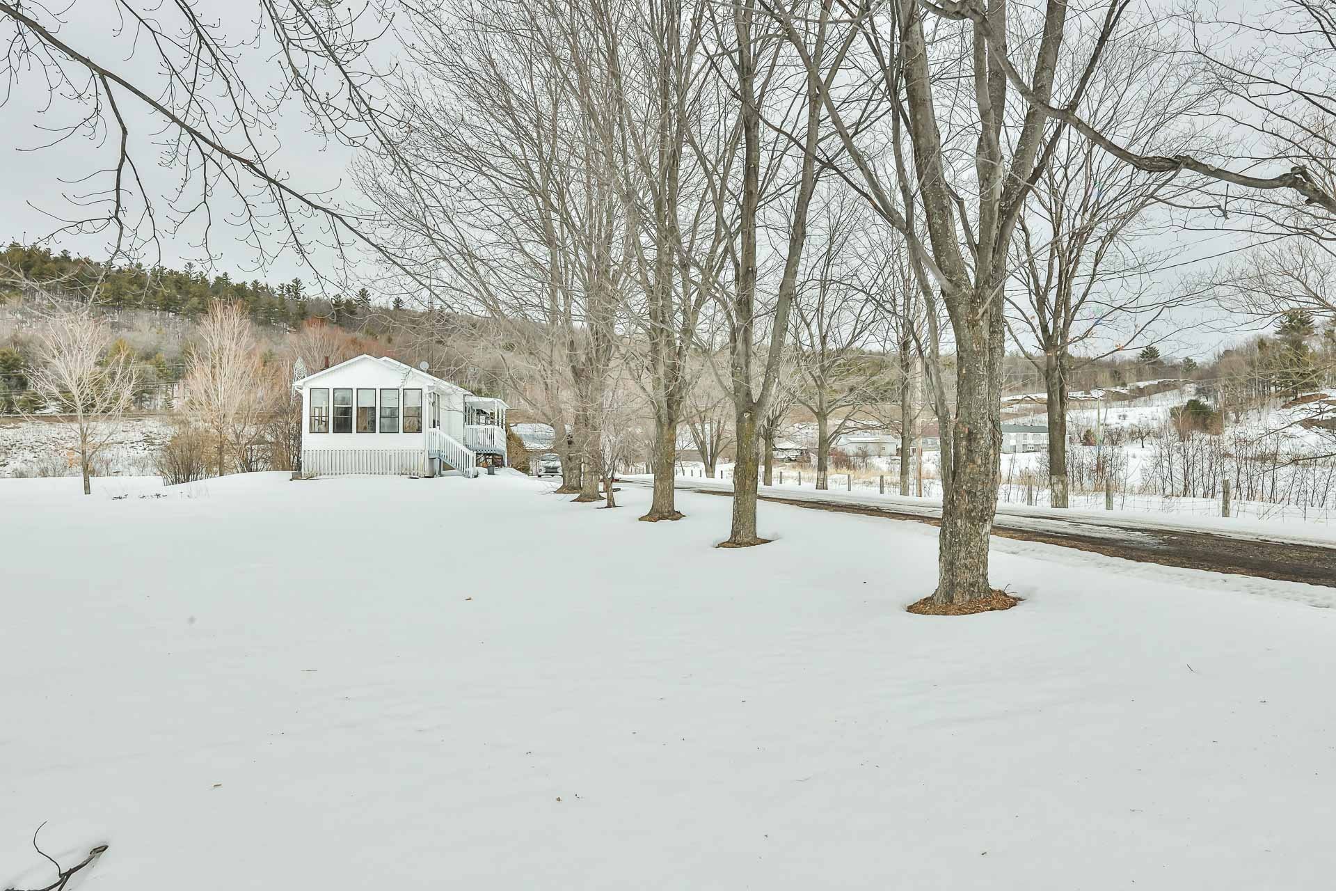 









2936


Route 148

,
Grenville-sur-la-Rouge,




QC
J0V1B0

