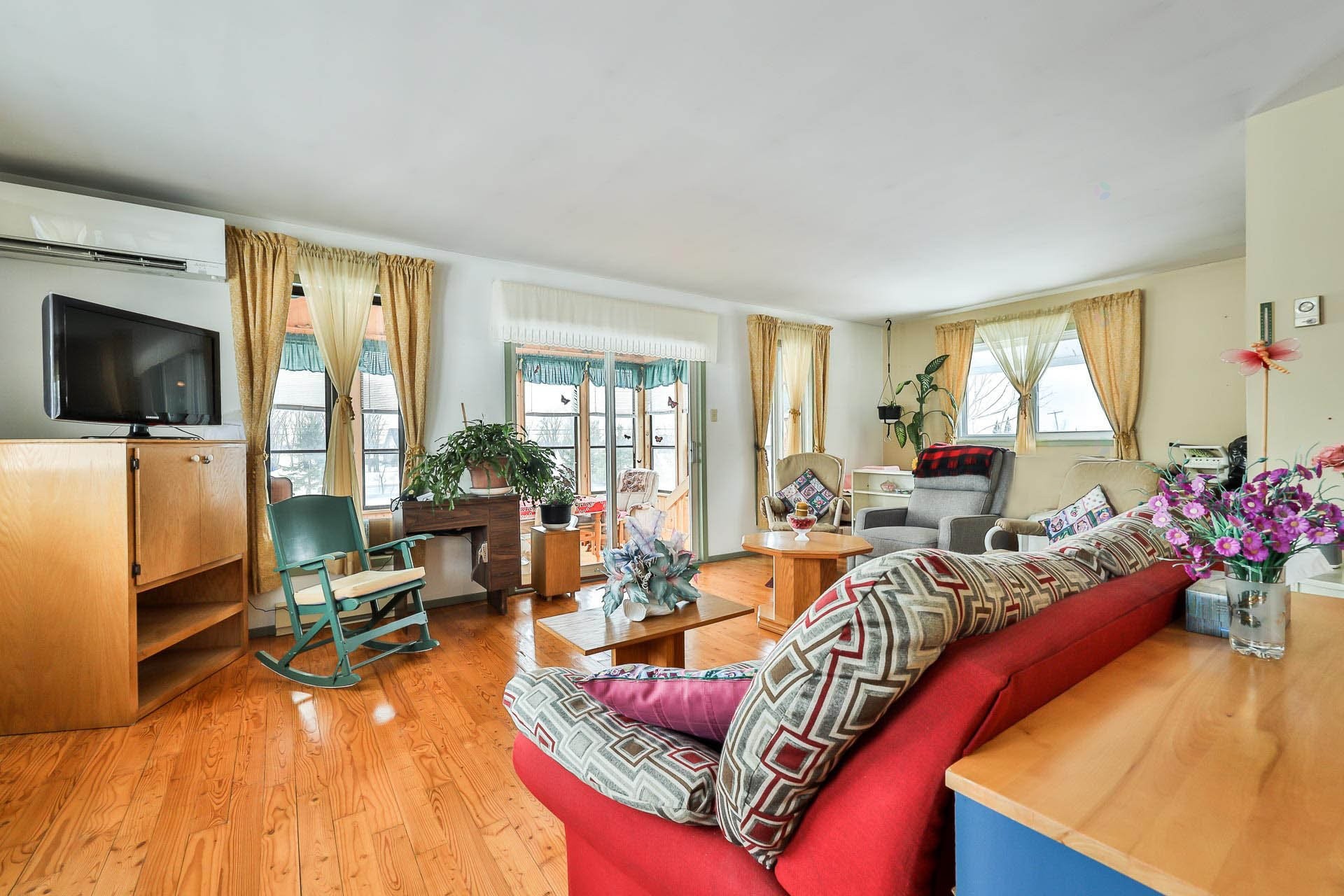 









2936


Route 148

,
Grenville-sur-la-Rouge,




QC
J0V1B0

