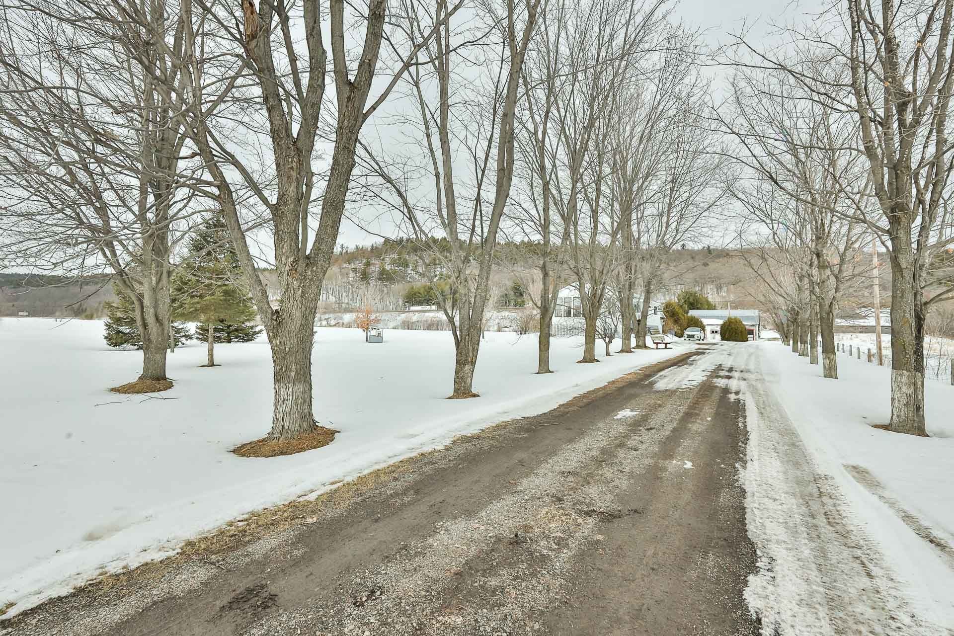 









2936


Route 148

,
Grenville-sur-la-Rouge,




QC
J0V1B0

