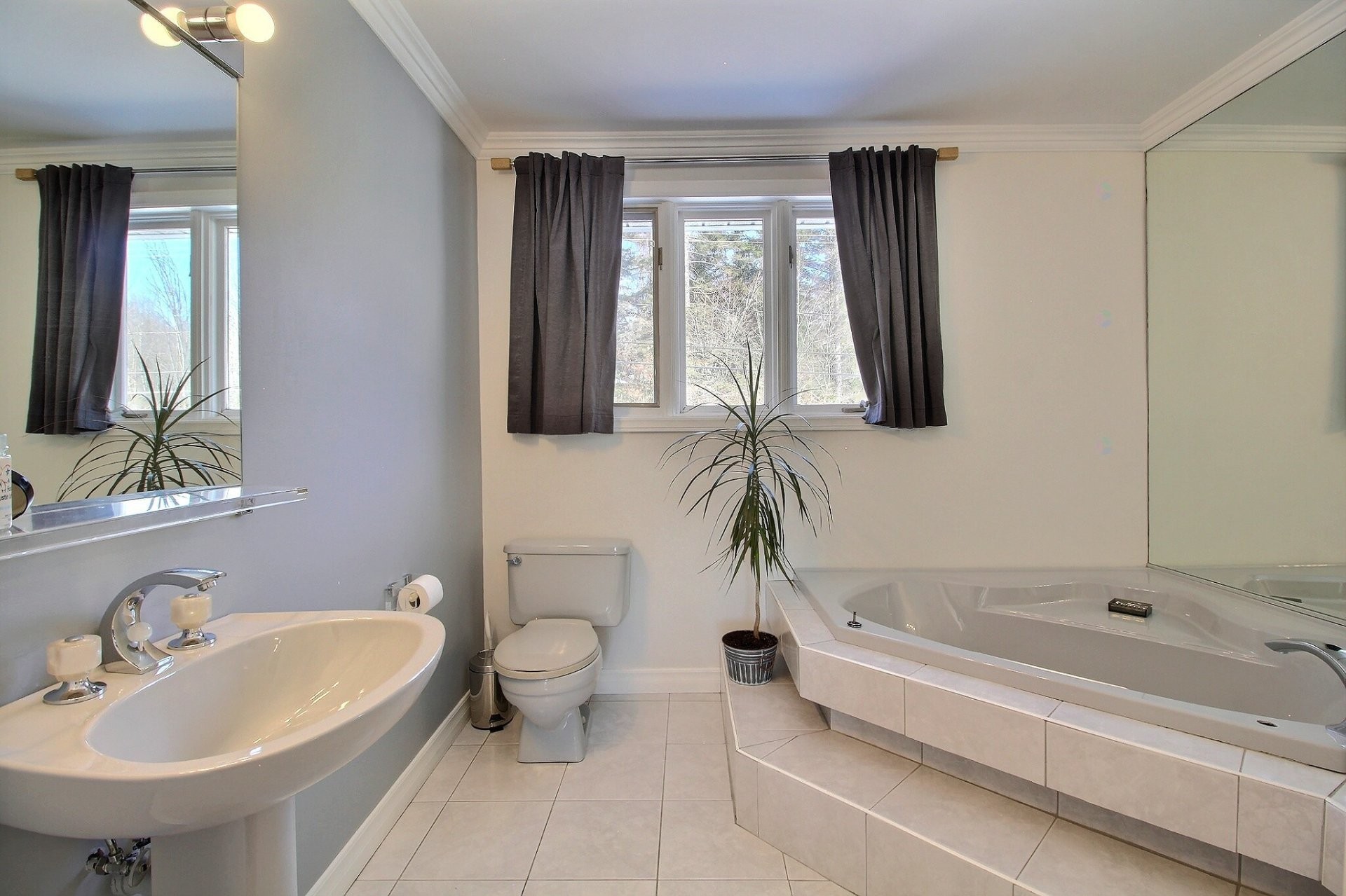 









51


Ch. George-Bonnallie

,
Eastman,




QC
J0E1P0

