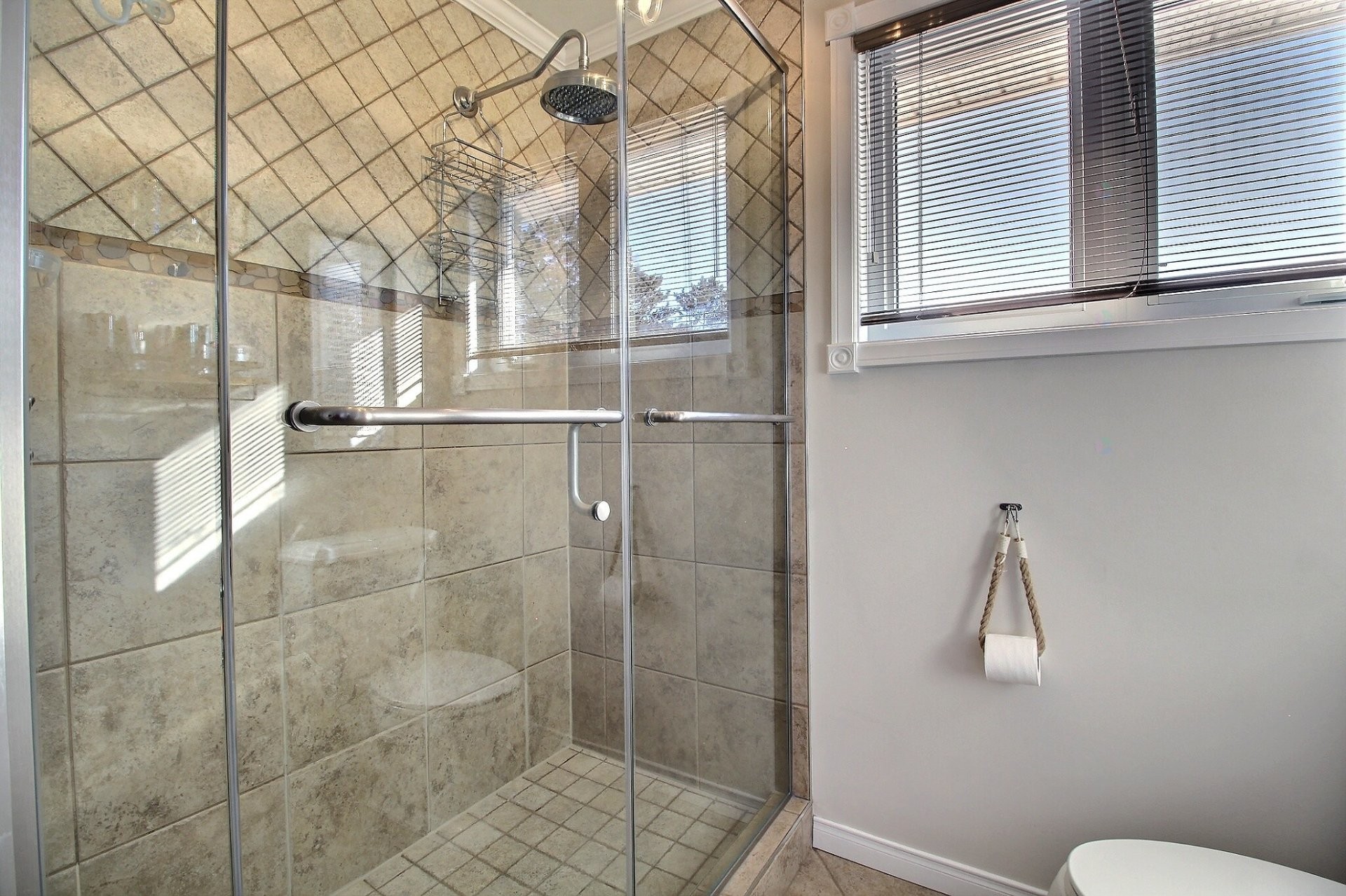 









51


Ch. George-Bonnallie

,
Eastman,




QC
J0E1P0

