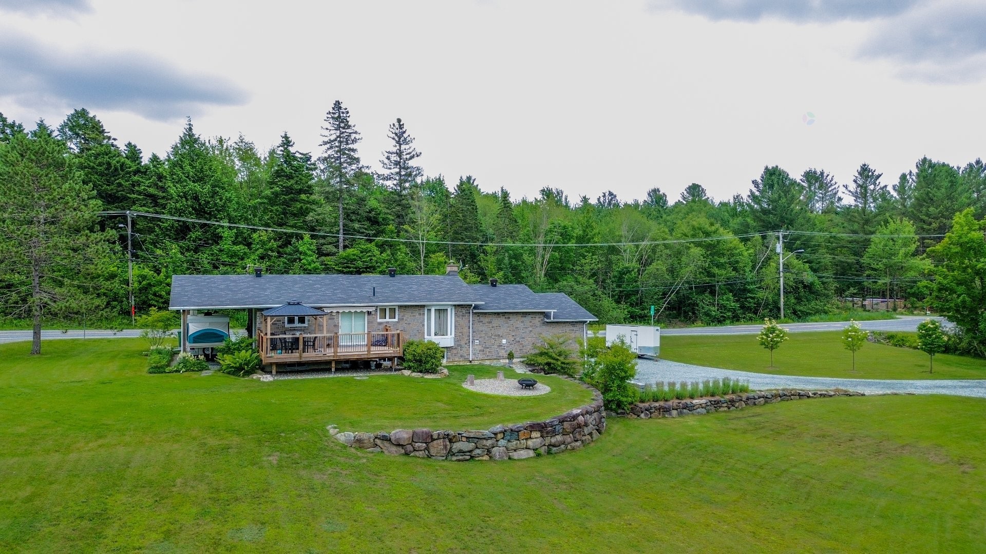 









51


Ch. George-Bonnallie

,
Eastman,




QC
J0E1P0

