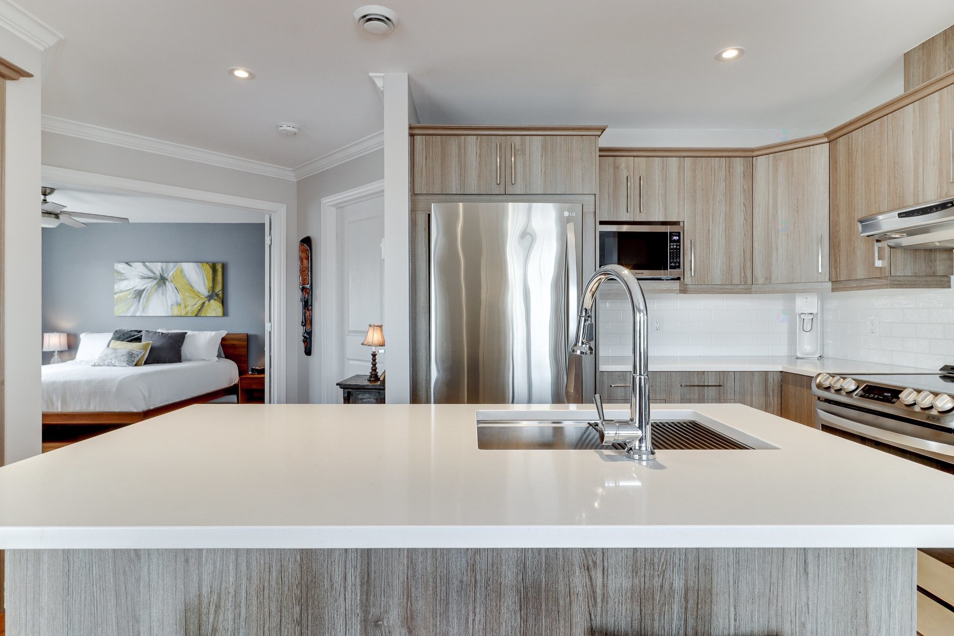 









43


37e Avenue E.

, 105,
Blainville,




QC
J7C5Z4

