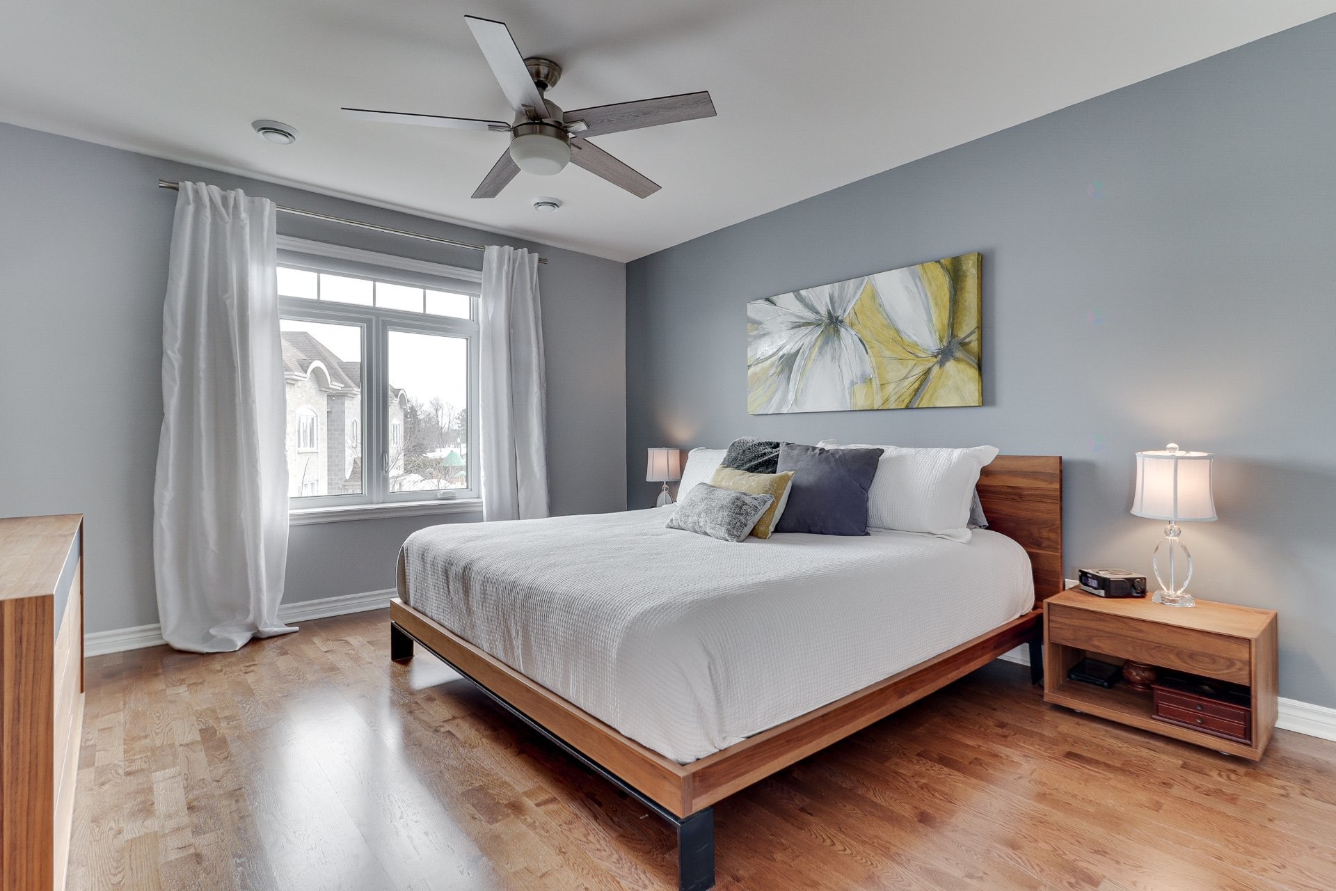 









43


37e Avenue E.

, 105,
Blainville,




QC
J7C5Z4

