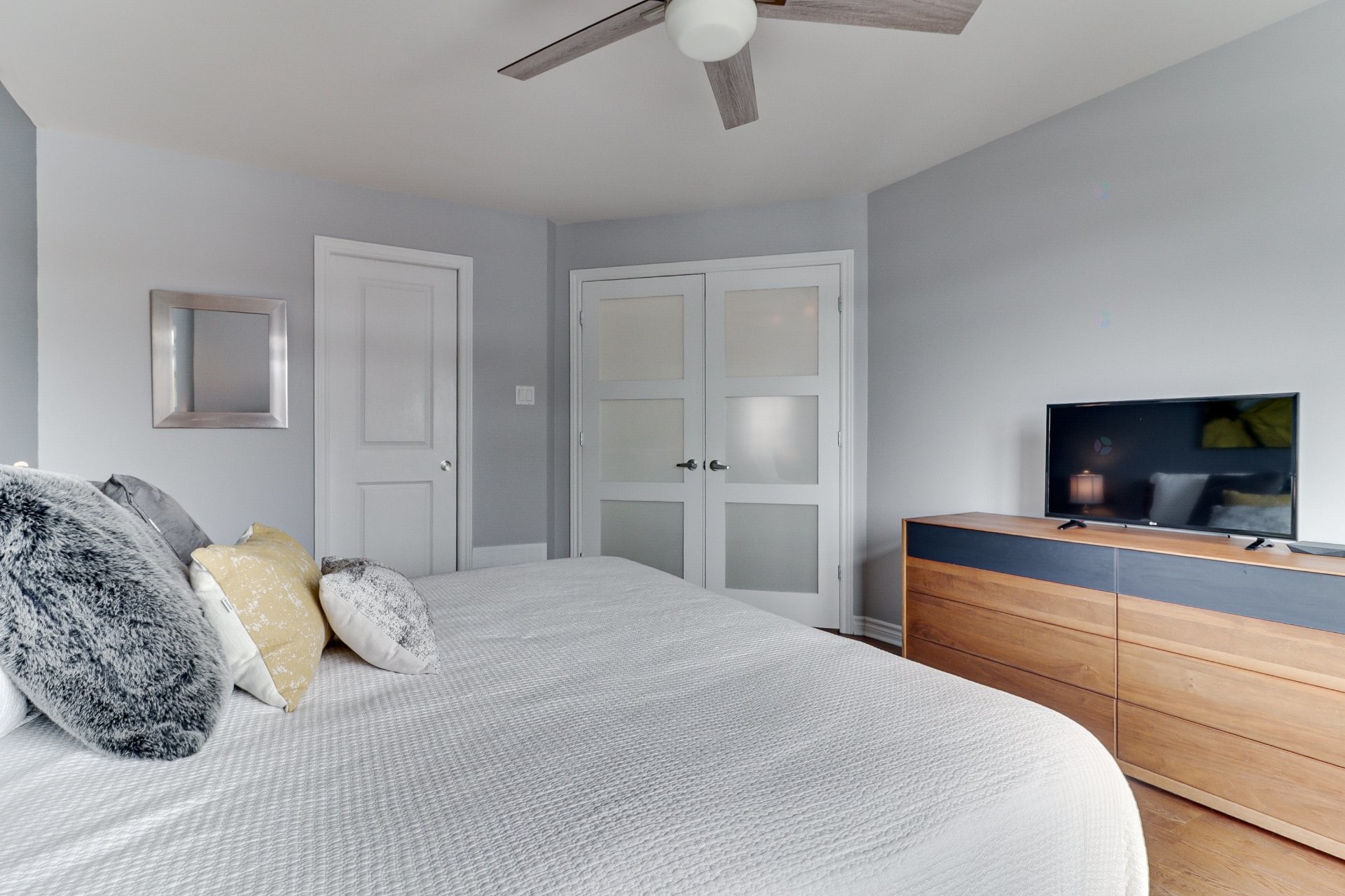 









43


37e Avenue E.

, 105,
Blainville,




QC
J7C5Z4

